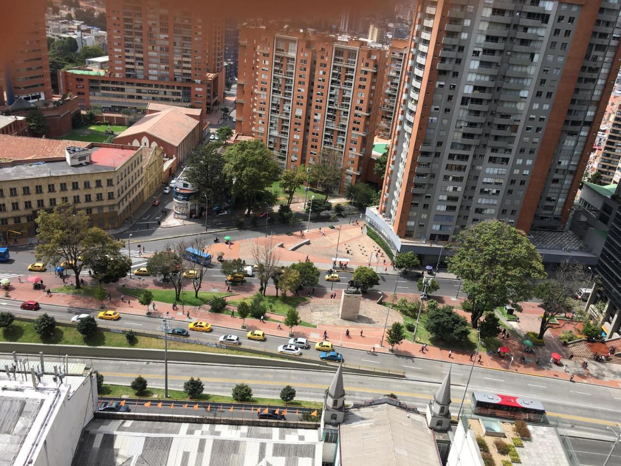 Hotel Enjoy In Bogotá Extérieur photo